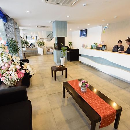 Samudra Hotel Kuching Bagian luar foto