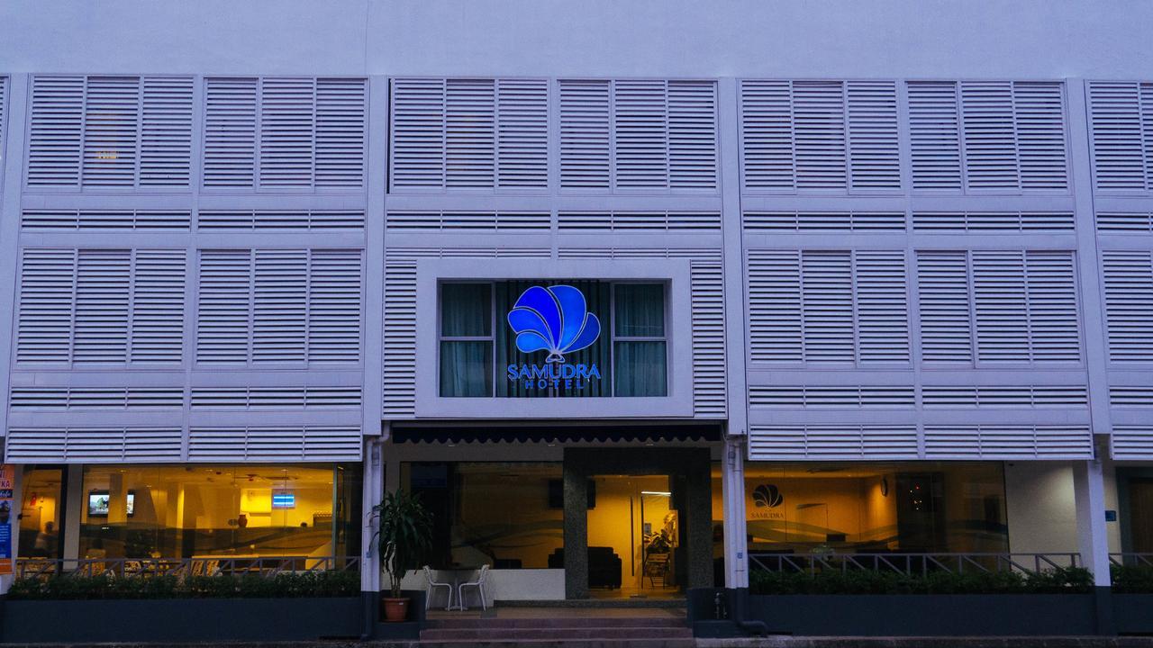 Samudra Hotel Kuching Bagian luar foto